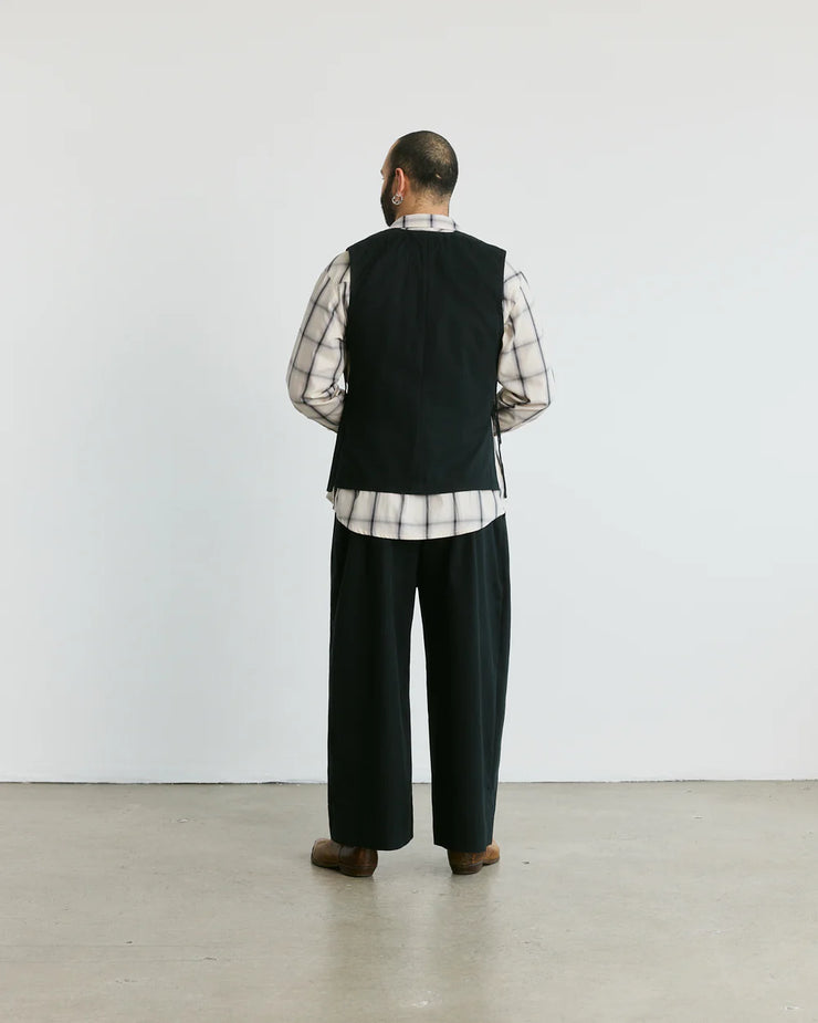 VERI - Sabato Twill vest - Black