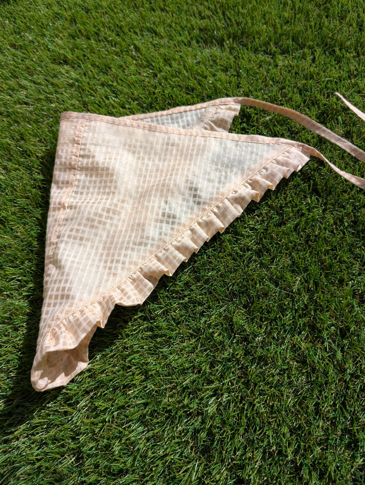 Bandana avec bord à volants