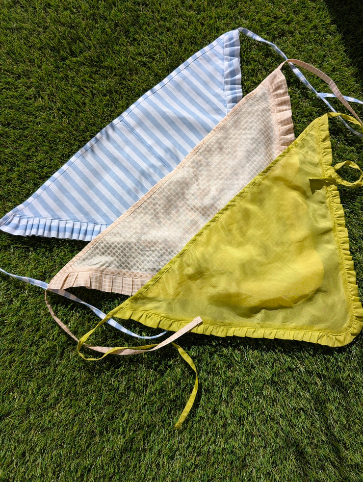 Bandana avec bord à volants